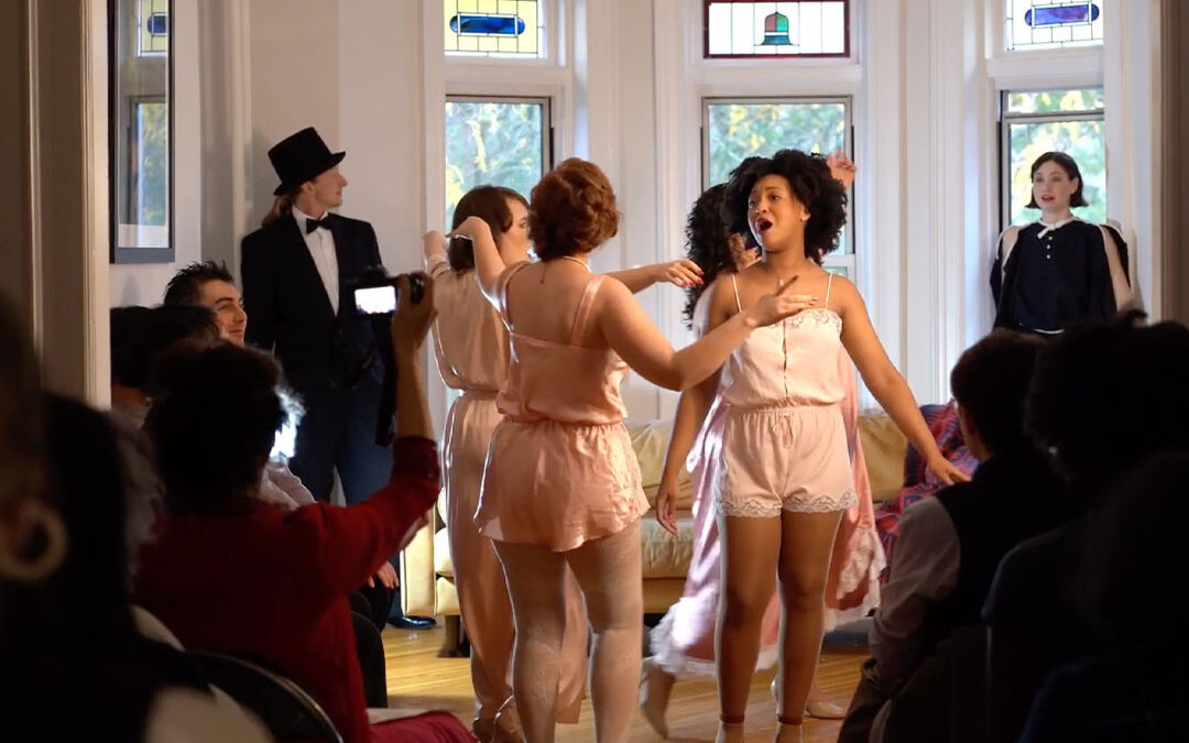 The Opera Madam performed at Gallery Particulier